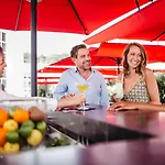 Parkhotel Quellenhof 5*