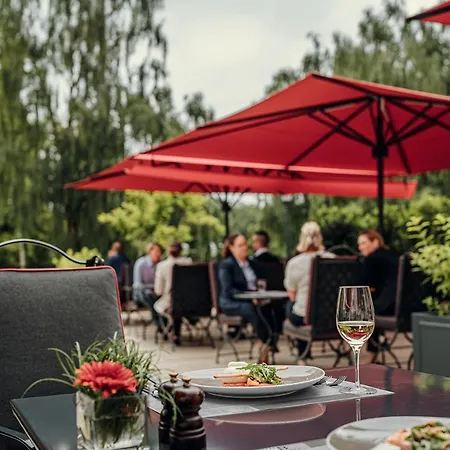 Parkhotel Quellenhof 5*