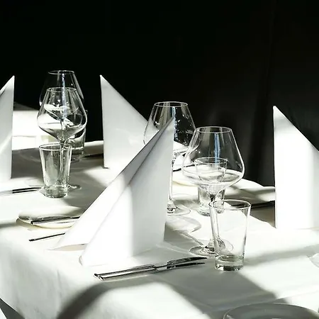 Parkhotel Quellenhof