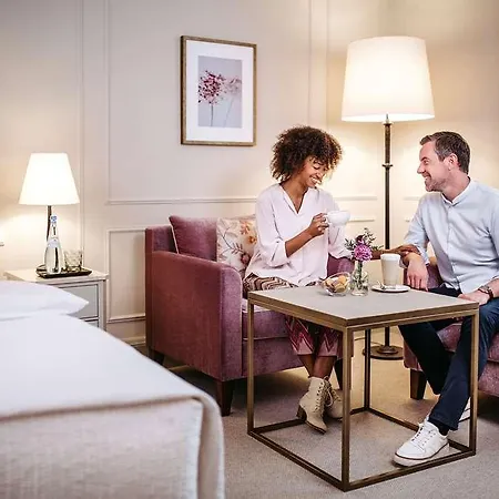 Parkhotel Quellenhof