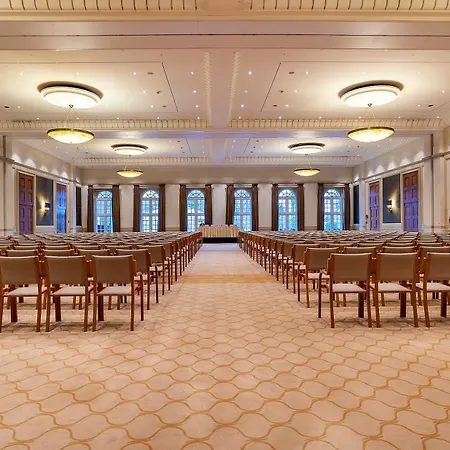 Parkhotel Quellenhof