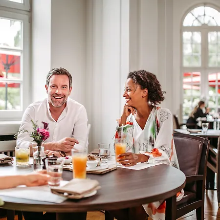 Parkhotel Quellenhof Szálloda 5*