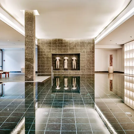 Parkhotel Quellenhof 5*