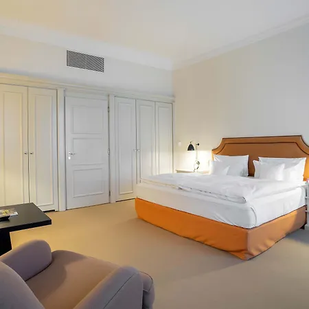 Parkhotel Quellenhof