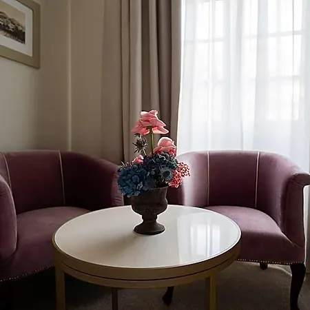 Parkhotel Quellenhof Hotel 5*