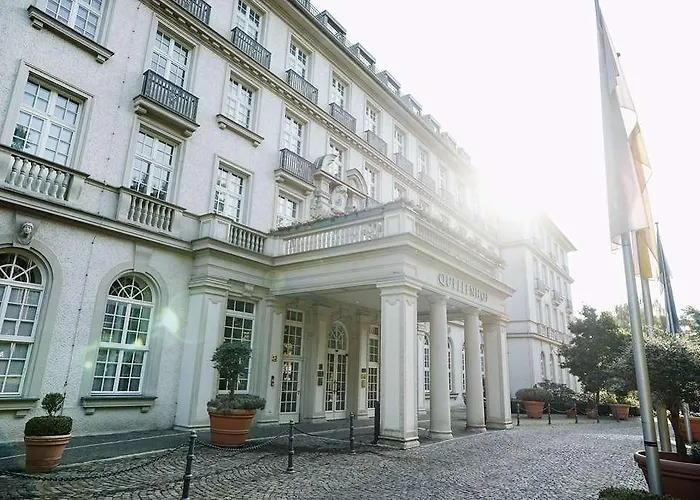 Parkhotel Quellenhof 5*