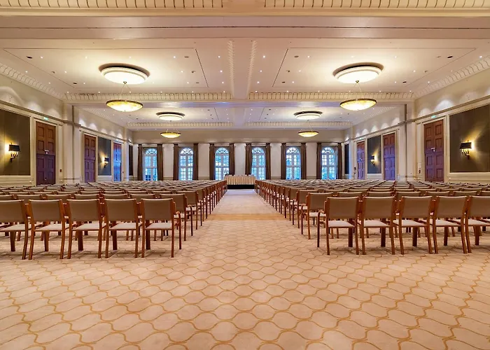 Parkhotel Quellenhof