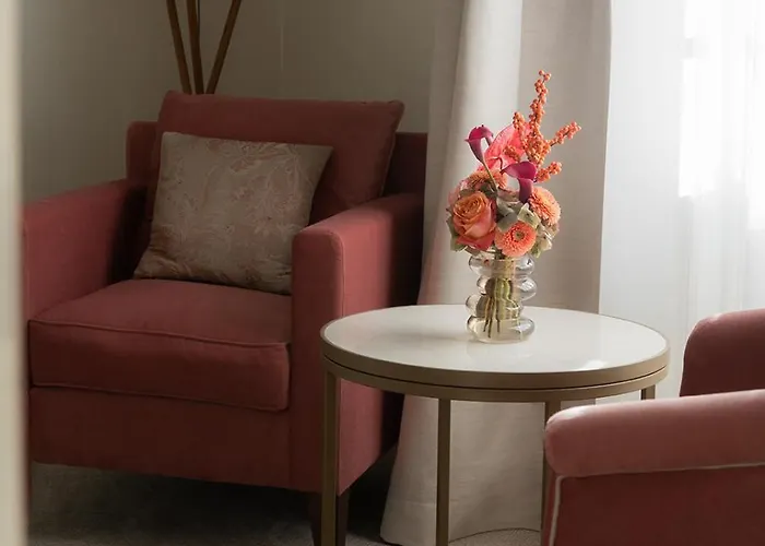 Parkhotel Quellenhof Hotel